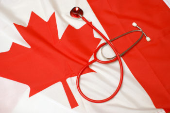 Como funciona o sistema público de assistência médica no Canadá